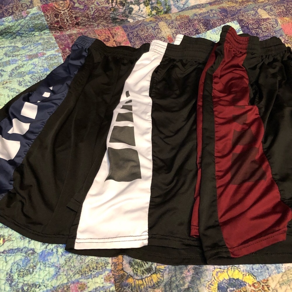 3 Pair of Mens Sz L Basketball Shorts Blk/Blue, Blk/Red, Blk/Gray